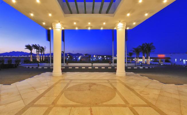 Фото отеля Coral Beach Resort Montazah