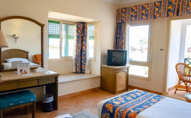 Фото отеля Coral Beach Resort Montazah