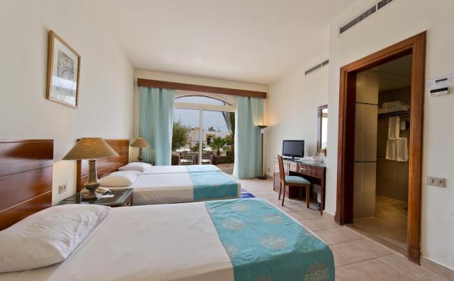 Фото отеля Amphoras Blu Hotel