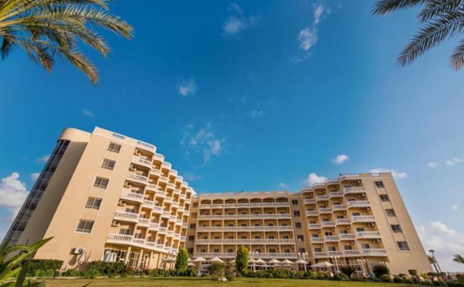 Фото отеля tolip Family Club Borg El Arab