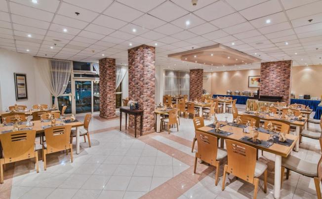 Фото отеля tolip Family Club Borg El Arab