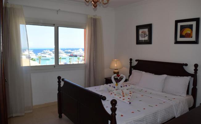Фото отеля New Marina President Hotel