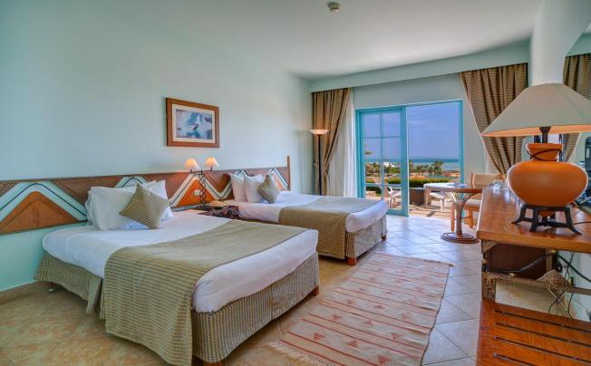Фото отеля Bellevue Beach Hotel