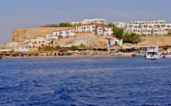 Фото отеля Sharks Bay Umbi Diving Village