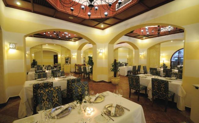 Фото отеля Domina Coral Bay Resort Spa & Casino