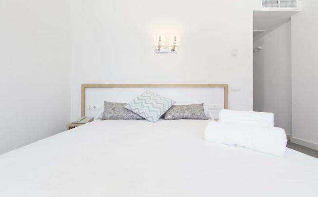 Фото отеля The Beach Star Ibiza