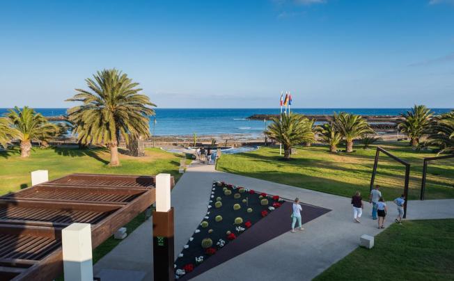 Фото отеля Hd Beach Resort & Spa