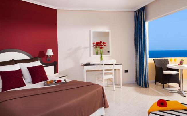 Фото отеля CLUB MARINA TENERIFE