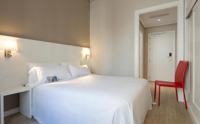 Фото отеля Madrid Gran Via 25 Managed By Melia