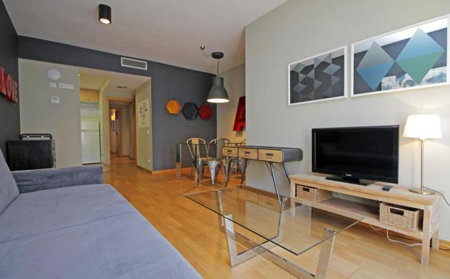 Фото отеля Entenca - Apartments In Barcelona