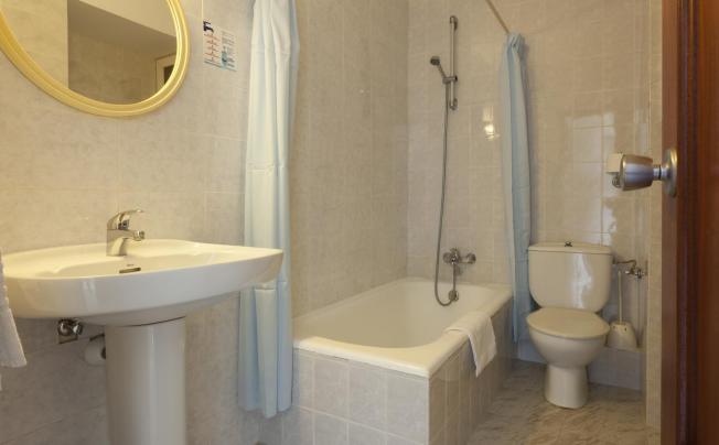 Фото отеля Riutort Hotel