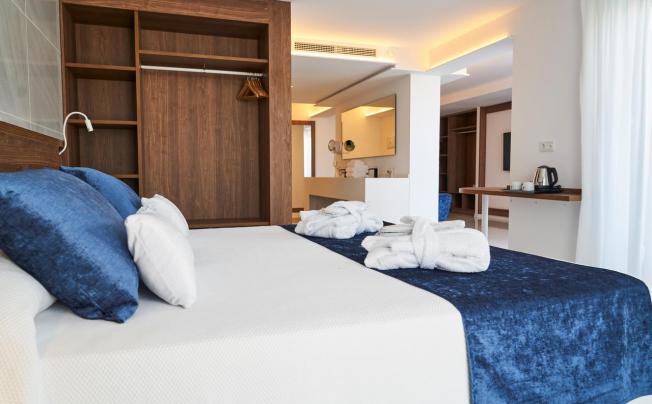 Фото отеля El Puerto Ibiza Hotel Spa