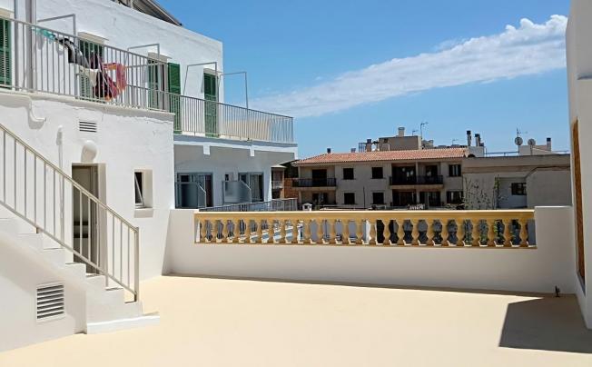 Фото отеля CAS BOMBU HOSTAL