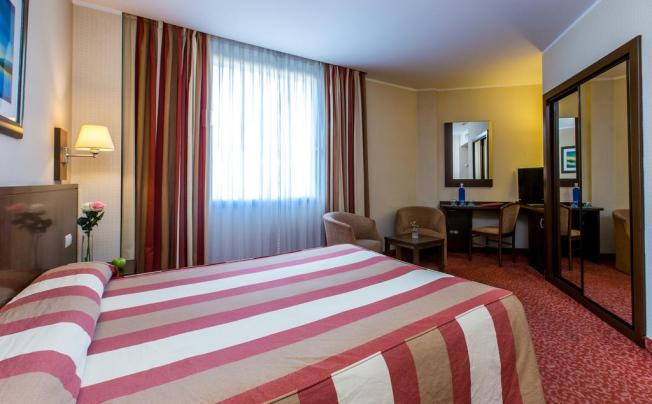 Фото отеля Leonardo Hotel Barcelona Gran Via