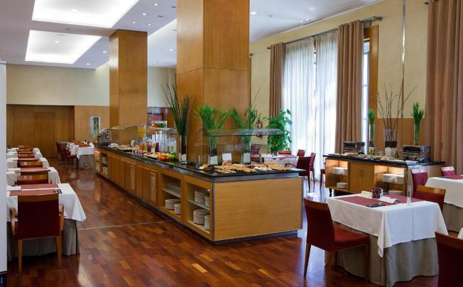 Фото отеля Nh Malaga Hotel