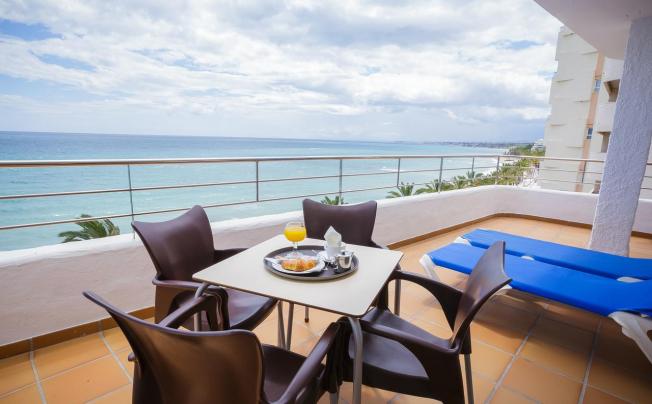 Фото отеля Puerto Azul Aparthotel