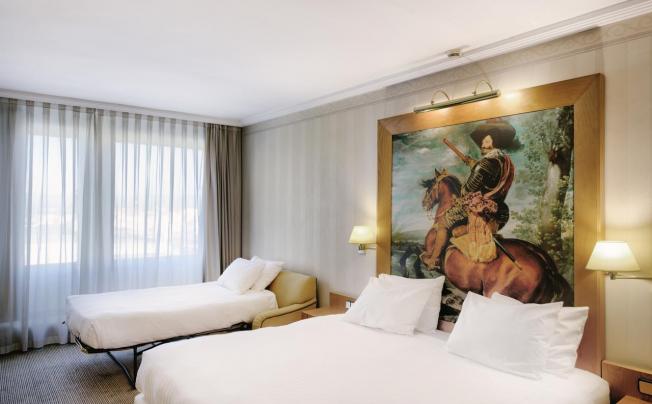 Фото отеля Courtyard By Marriott Madrid Princesa