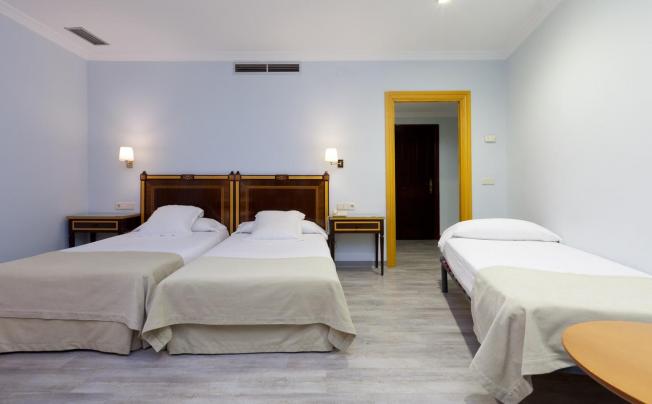 Фото отеля Don Curro Hotel