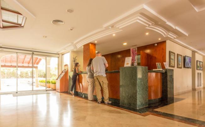 Фото отеля Ferrer Isabel Aparthotel