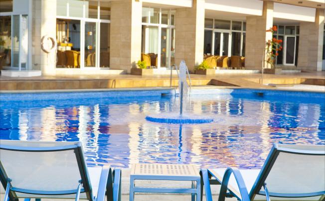 Фото отеля Sunprime Waterfront Palma Beach
