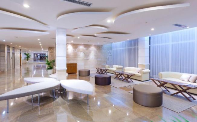 Фото отеля Sunprime Waterfront Palma Beach