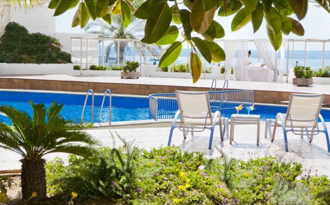 Фото отеля Sunprime Waterfront Palma Beach