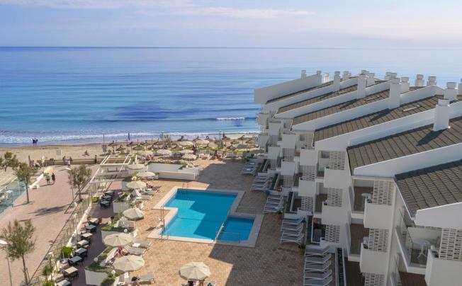 Фото отеля Grupotel Picafort Beach Aparthotel