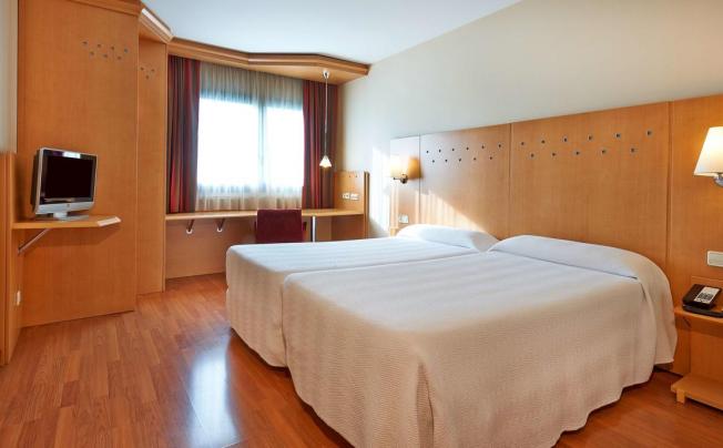 Фото отеля Nh barcelona la maquinista