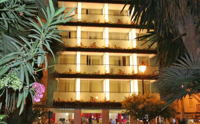 Фото отеля Oasis Plaza Hotel