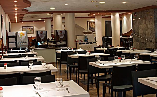 Фото отеля Oasis Plaza Hotel