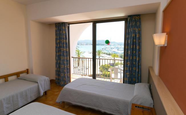 Фото отеля The White Apartments By Ibiza Feeling