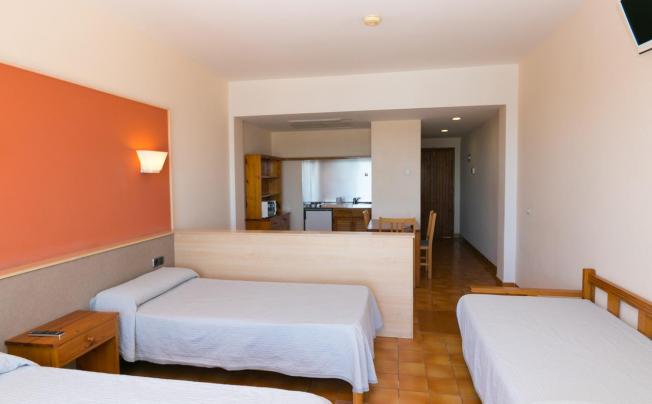 Фото отеля The White Apartments By Ibiza Feeling