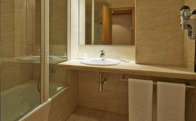 Фото отеля Nh Porta Barcelona Hotel