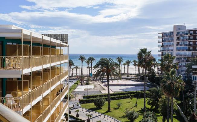 Фото отеля Almirante Hotel