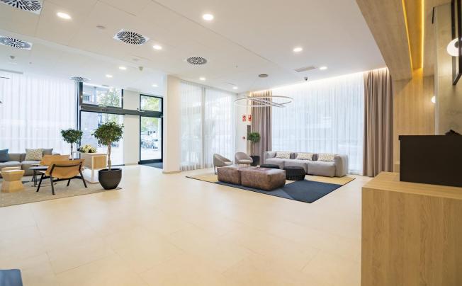 Фото отеля Golden Tulip Barcelona Hotel