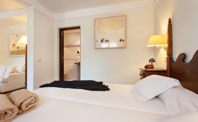 Фото отеля Cala Sant Vicenc Hotel