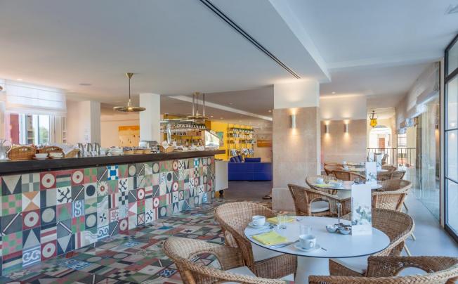 Фото отеля Cala Sant Vicenc Hotel