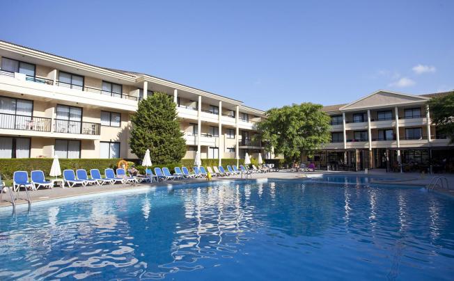 Фото отеля Bahia Pollensa Aparthotel