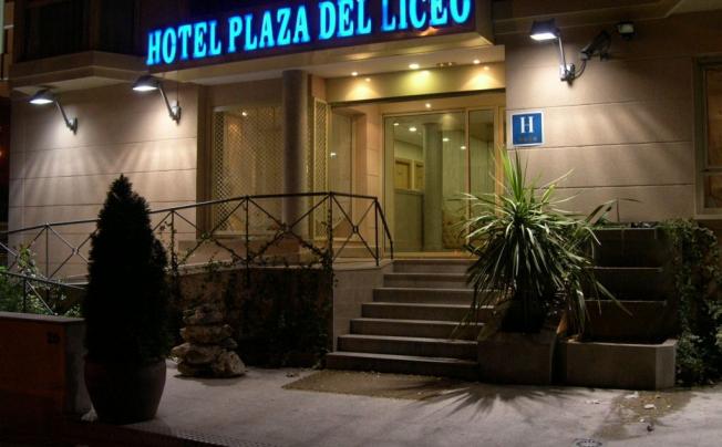 A&h Plaza Del Liceo Hotel