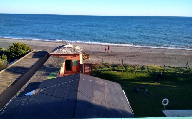 Фото отеля Axarquia Beach Hotel