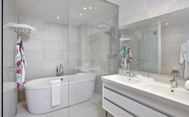 Фото отеля Sol Beach House Ibiza