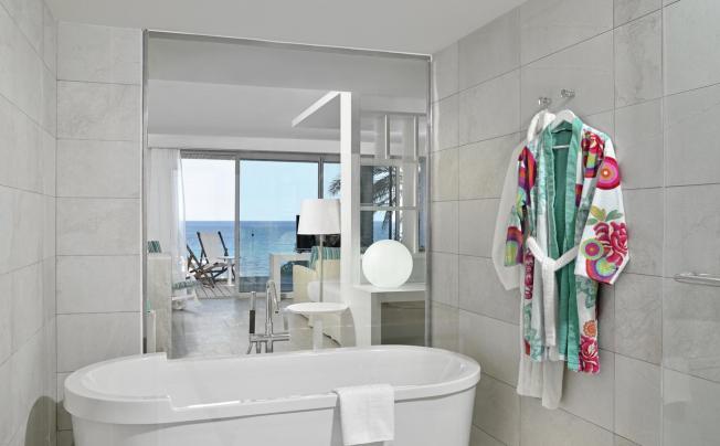 Фото отеля Sol Beach House Ibiza