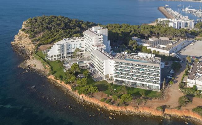Фото отеля Sol Beach House Ibiza