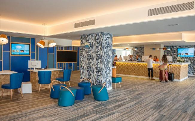 Фото отеля HOVIMA La Pinta Beachfront Family Hotel