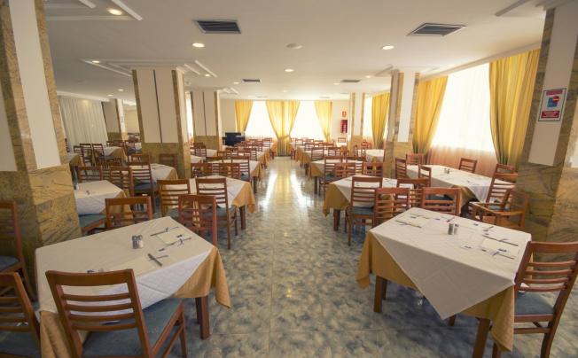 Фото отеля azuLine Hotel Coral Beach