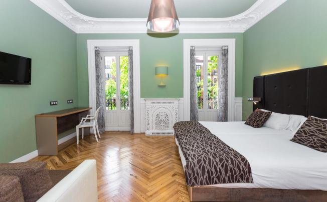 Фото отеля PETIT PALACE LEALTAD PLAZA