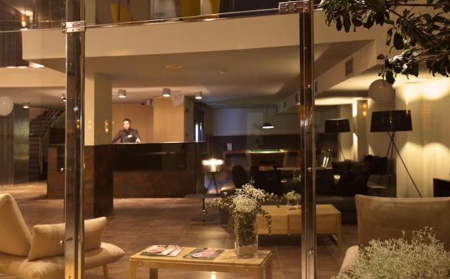 Фото отеля Onix Fira Hotel