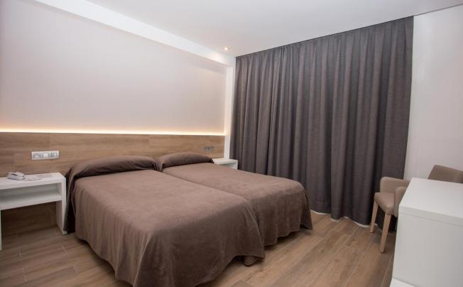 Фото отеля Perla Hotel Benidorm