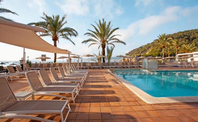 Фото отеля Grupotel Cala San Vicente