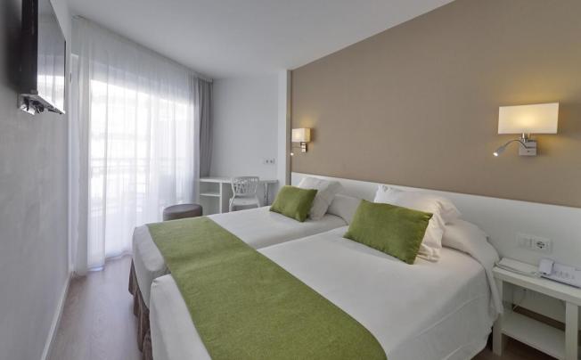 Фото отеля Bq Amfora Beach Hotel